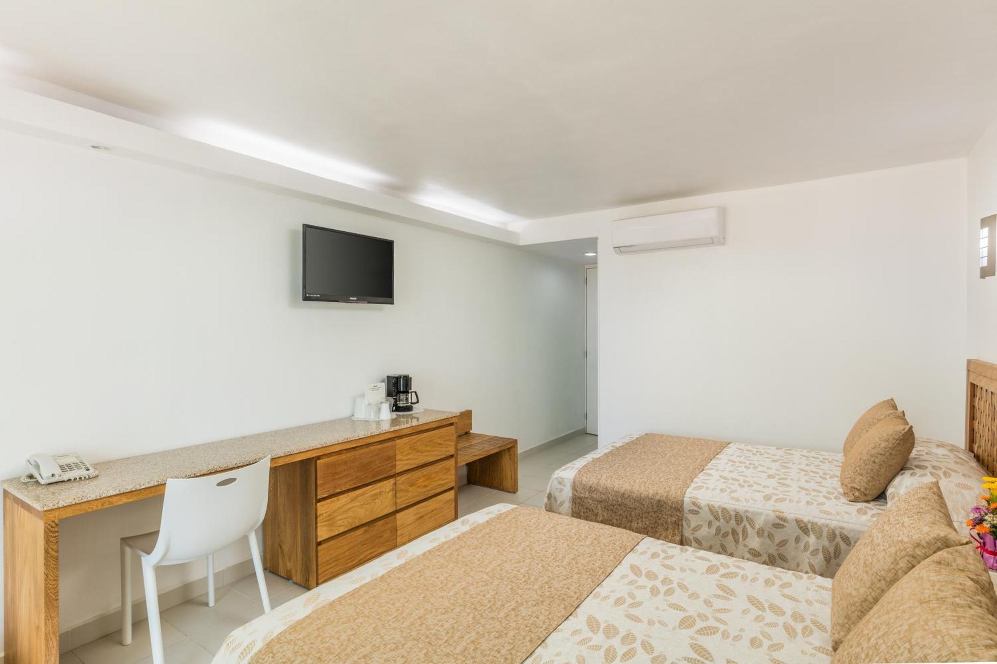 Posada Real Ixtapa Икстапа Екстериор снимка