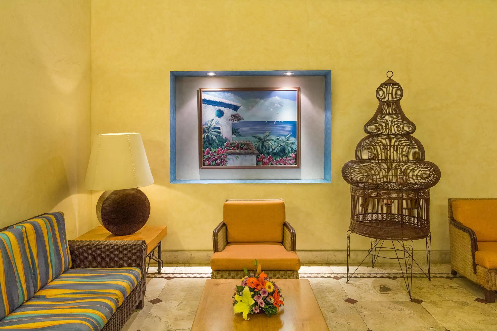 Posada Real Ixtapa Икстапа Екстериор снимка